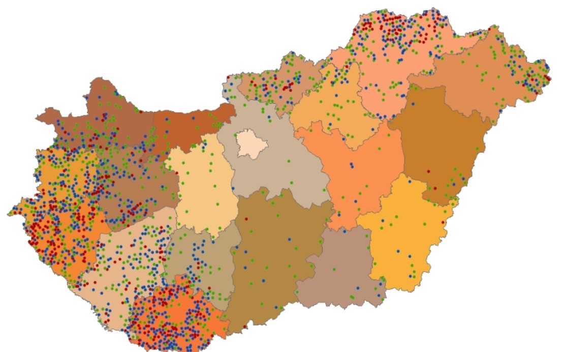 faluszerkezet - Hazánk faluszerkezete: pirossal 200 fő alatti törpefalu, kékkel 201-500 fős aprófalu, zölddel 501-999 fős kisfalú jelölve