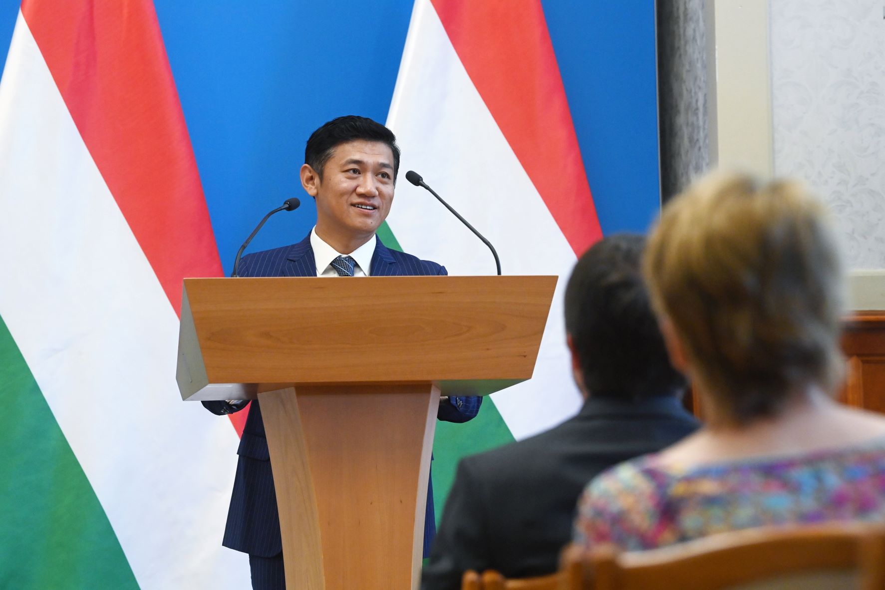 Matthew Shen ügyvezető igazgató a Halms Hungary Kft. beruházásáról tartott sajtótájékoztatón a Külgazdasági és Külügyminisztériumban